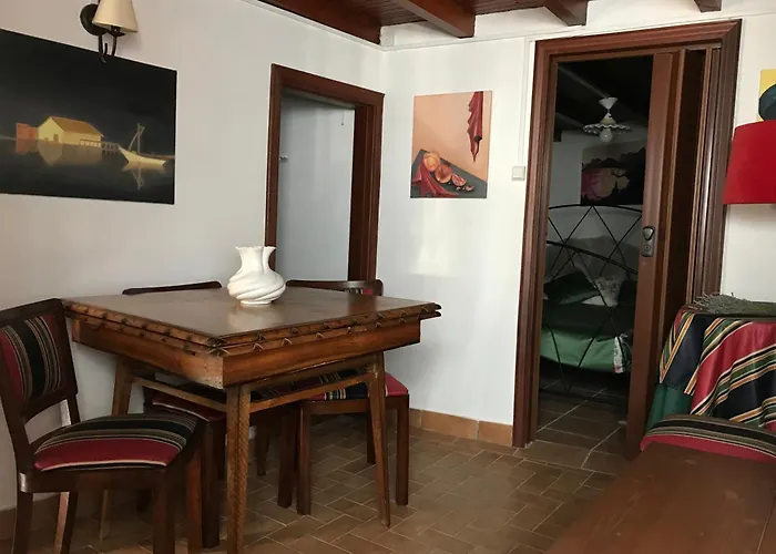 Casa Duplex Em / Duplex House In * Oledo