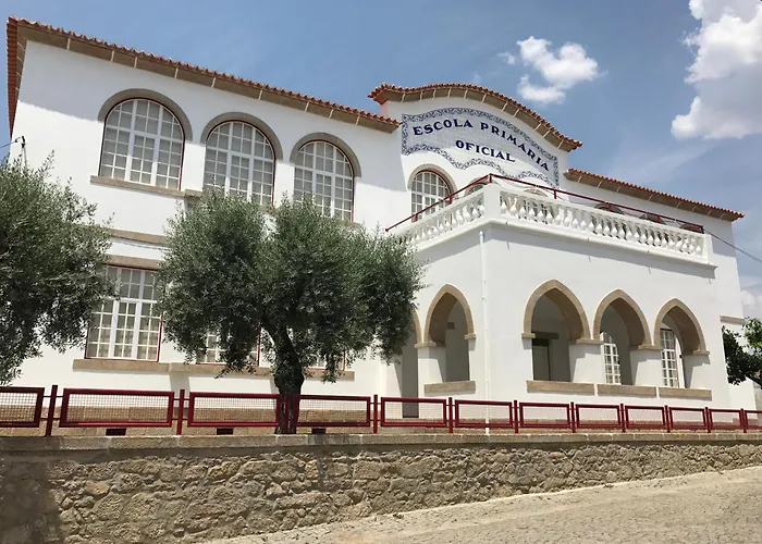 Casa Duplex Em / Duplex House In Oledo